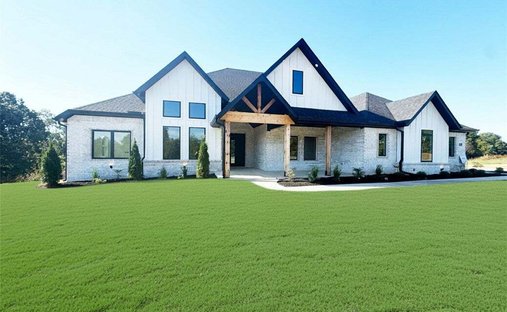 House in Johnson, Arkansas, United States 1