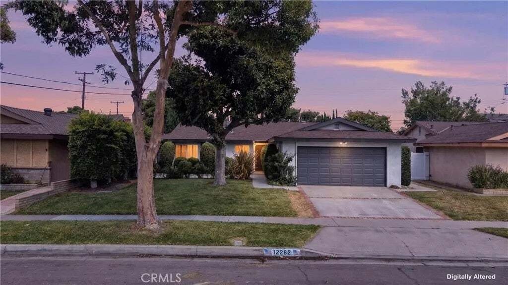 Condo in Garden Grove, California, United States 1 - 18612900