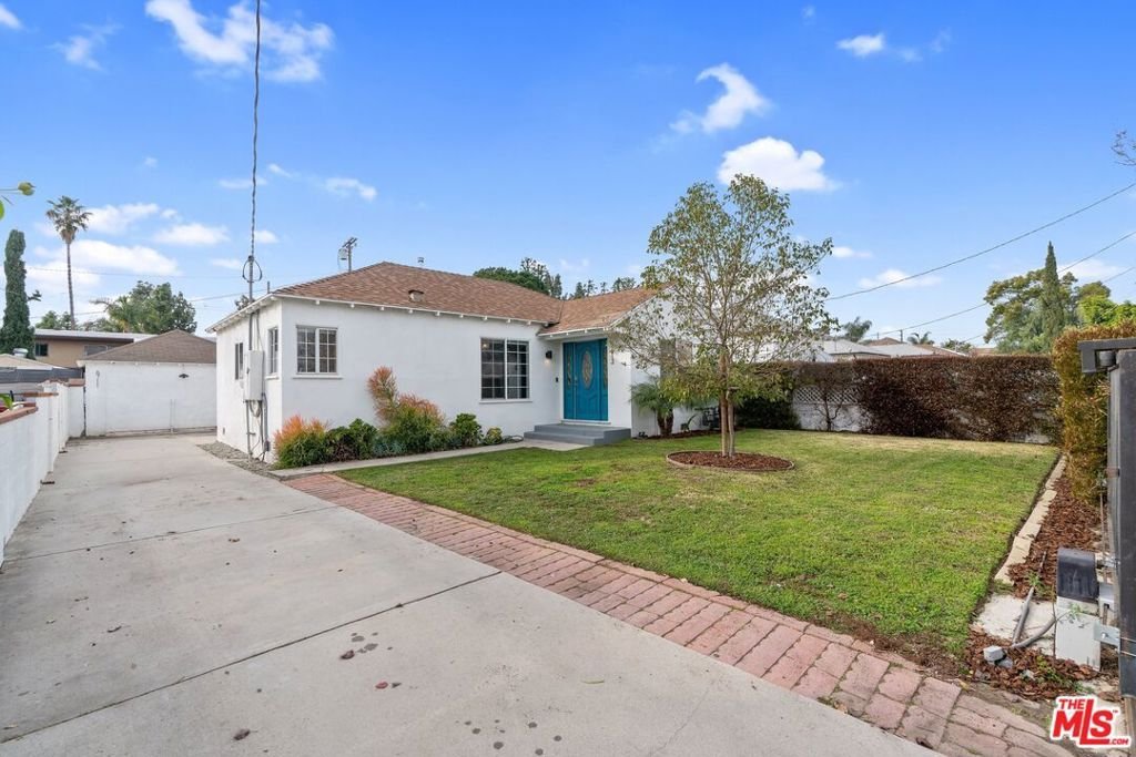 Los Angeles, California, United States 1 - 18611823