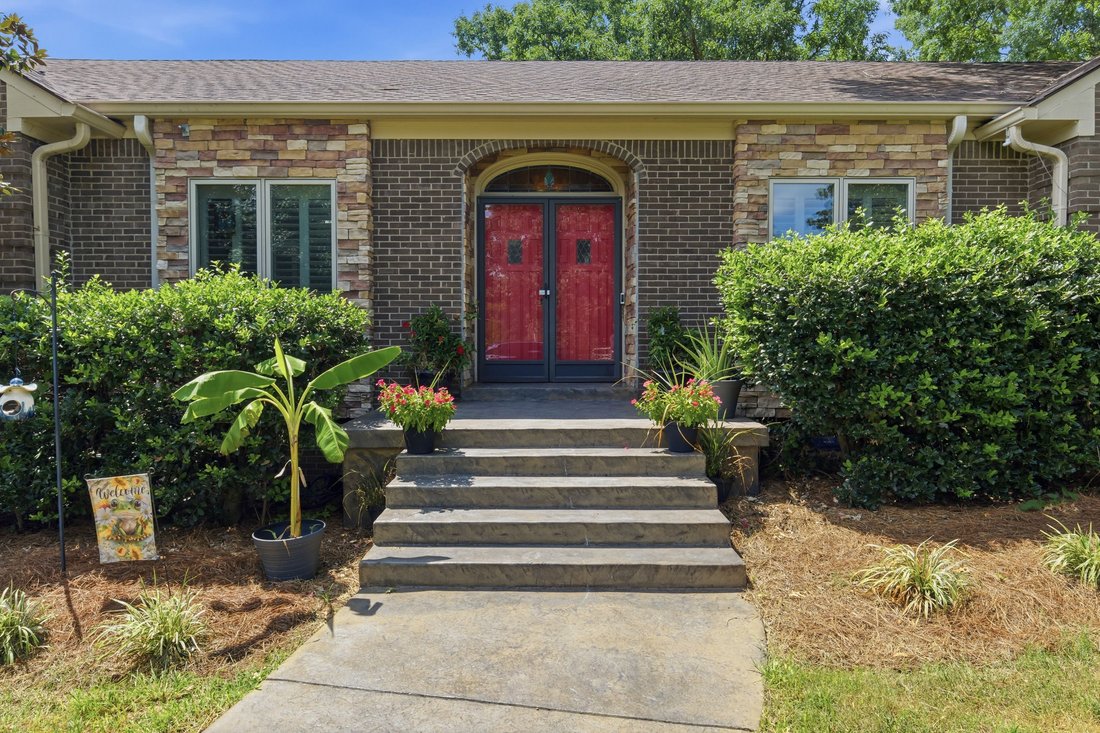 House in Watterson Park, Kentucky, United States 3 - 18608965
