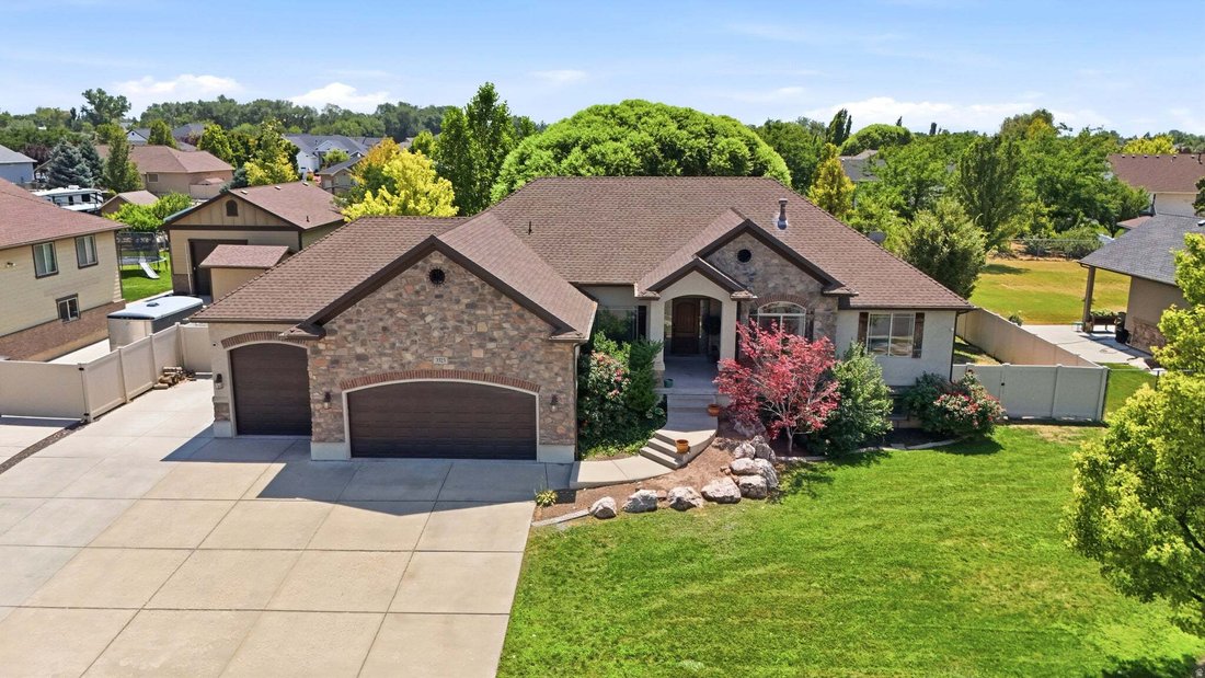House in Clearfield, Utah, United States 3 - 18609994