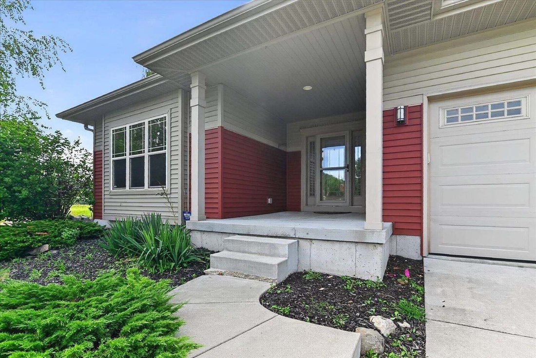 House in Madison, Wisconsin, United States 4 - 18609551