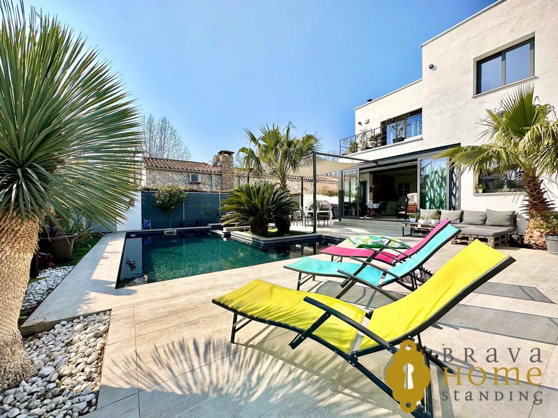Villa in Empuriabrava, Catalonia, Spain 2 - 18609278