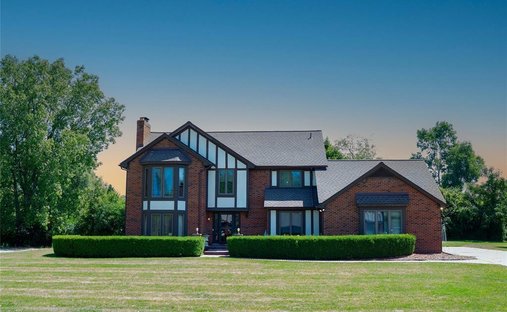 House in Farmington Hills, Michigan, United States 1