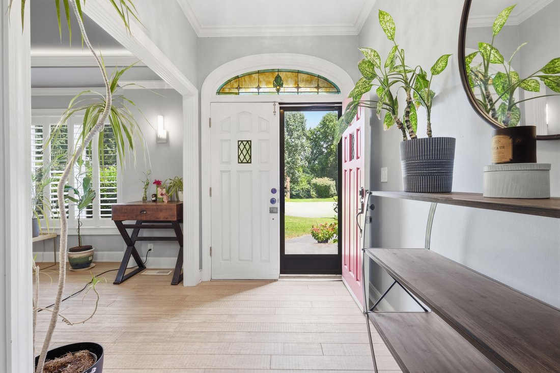 House in Watterson Park, Kentucky, United States 4 - 18608965