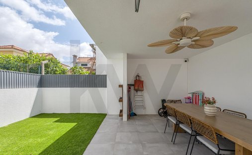House in Fernao Ferro, Setubal, Portugal 1