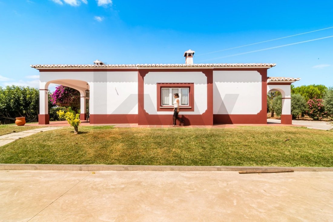 Farm Ranch in Sao Vicente do Paul e Vale de Figueira, Santarem District, Portugal 1 - 18615431