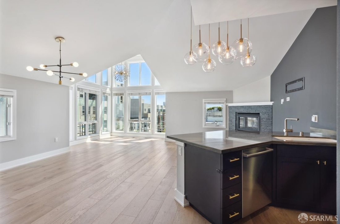 Condo in San Francisco, California, United States 4 - 18611984