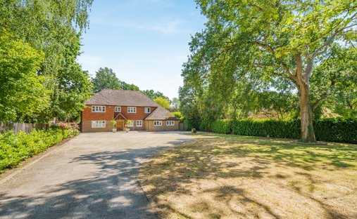 House in Pluckley, England 1