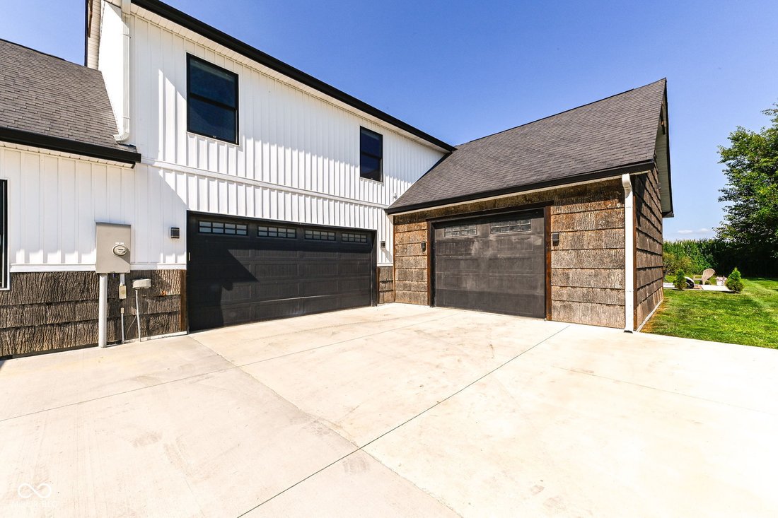 House in Noblesville, Indiana, United States 3 - 18611628