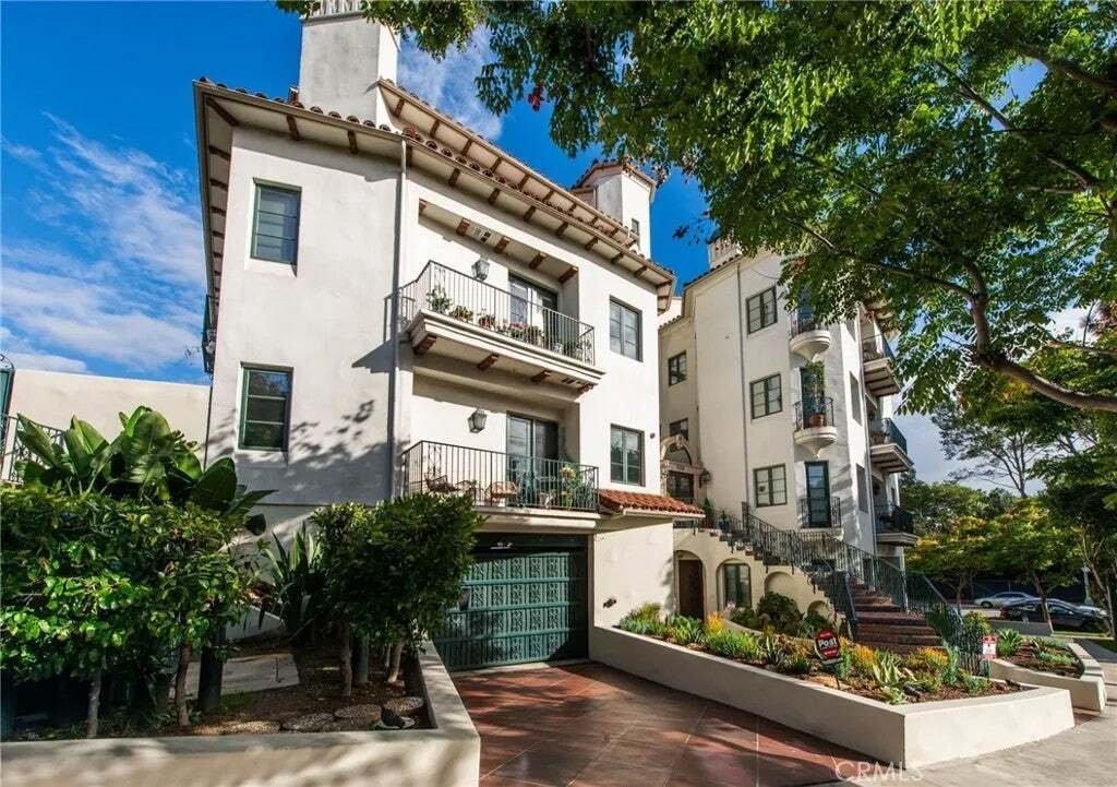 Condo in Los Angeles, California, United States 4 - 16670019