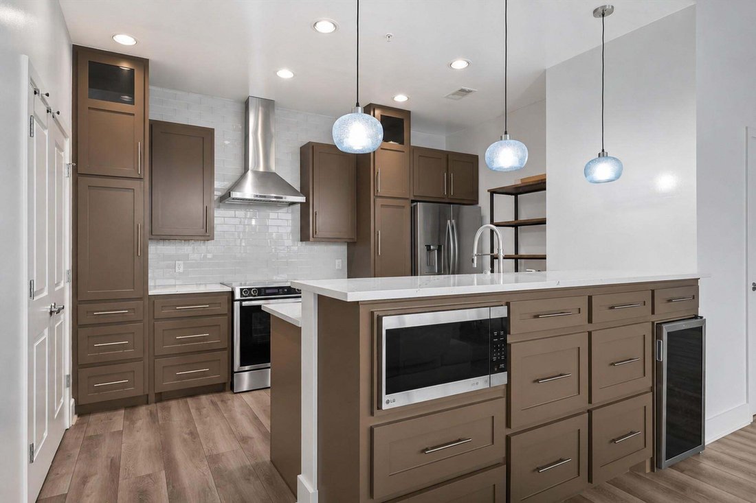 Condo in Houston, Texas, United States 5 - 18615581