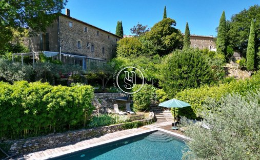 Villa a Uzès, Occitania, Francia 1