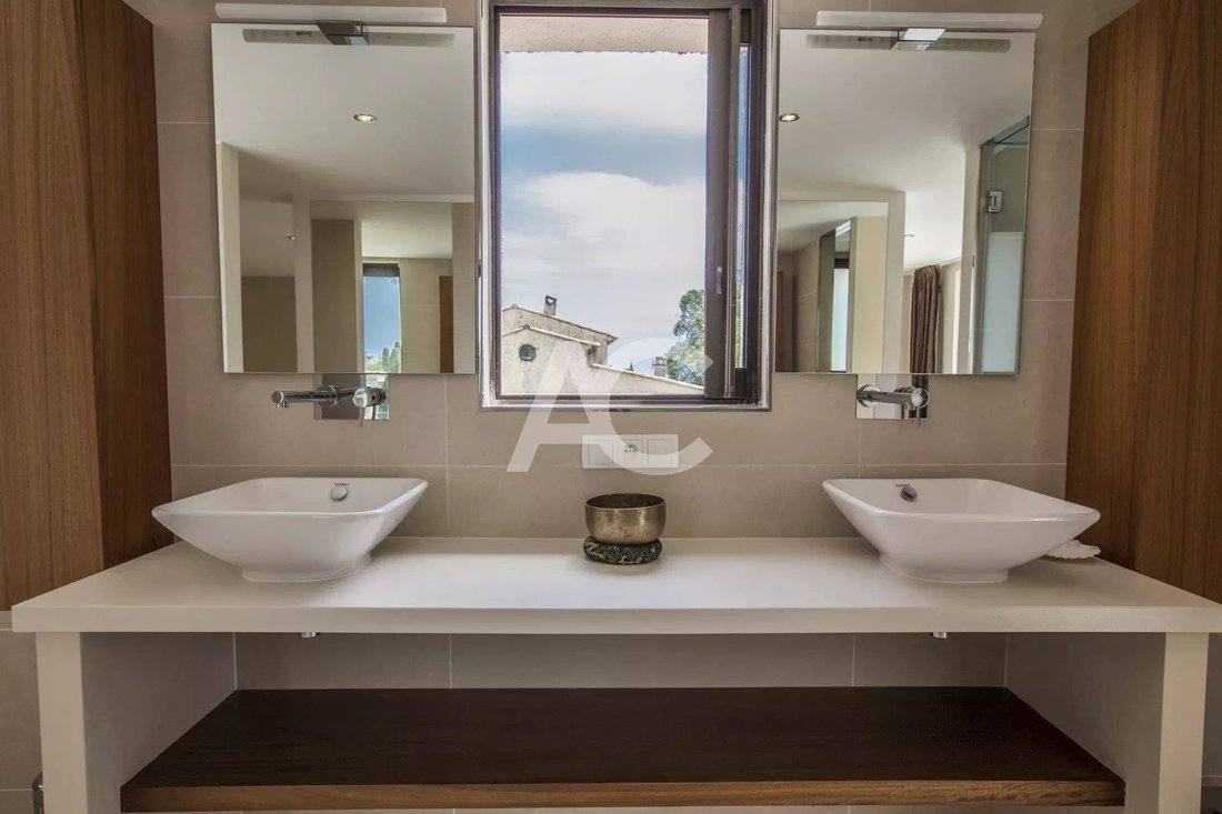 Villa in Fontmerle, Antibes, France 3 - 16137829