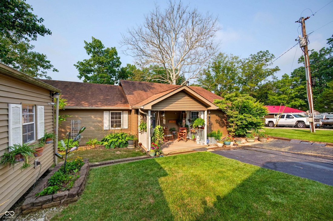 House in Nineveh, Indiana, United States 1 - 18609108