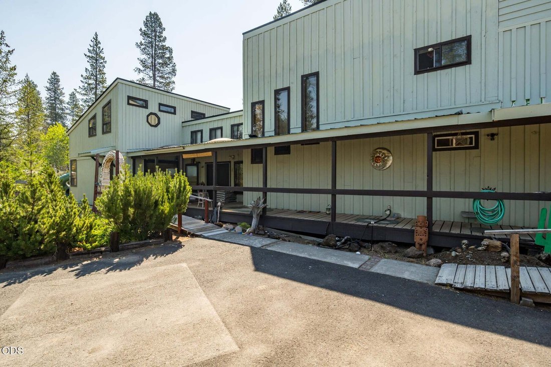 House in La Pine, Oregon, United States 5 - 18612635