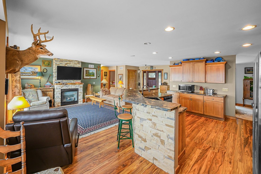 House in Wisconsin Dells, Wisconsin, United States 4 - 18610298