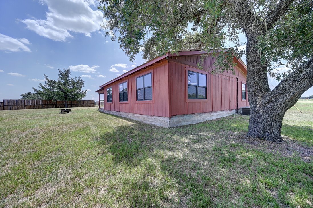 House in Ledbetter, Texas, United States 2 - 18613551