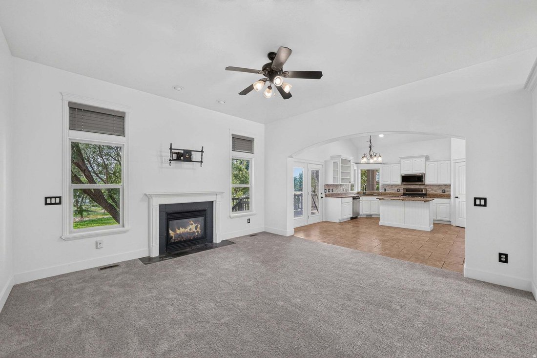 House in Clearfield, Utah, United States 5 - 18609994
