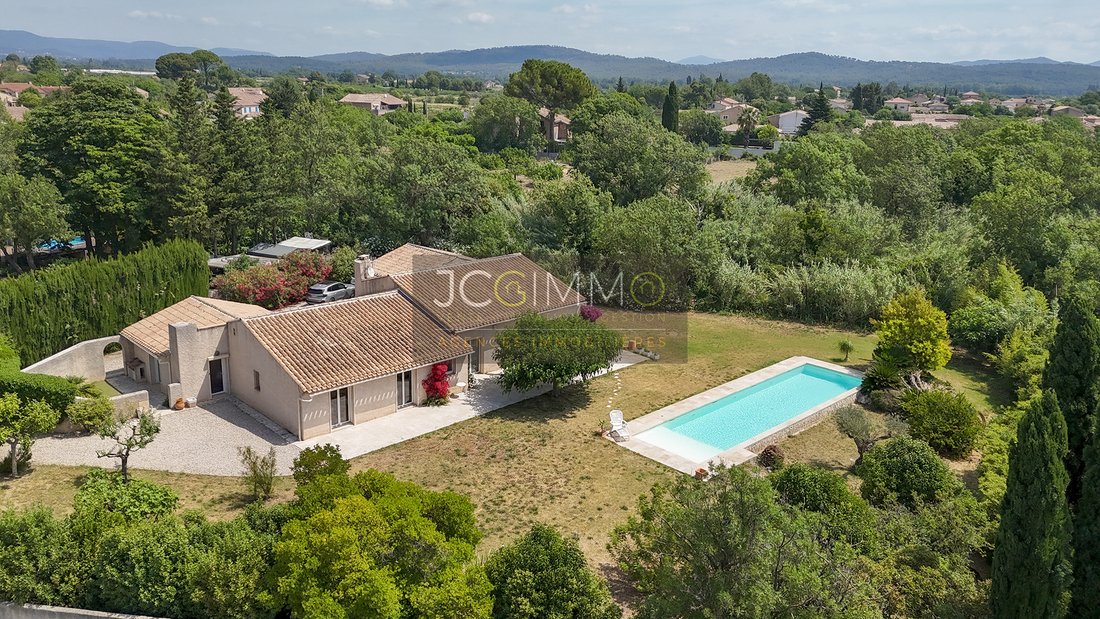 Villa in Le Village, La Farlède, France 1 - 18613629