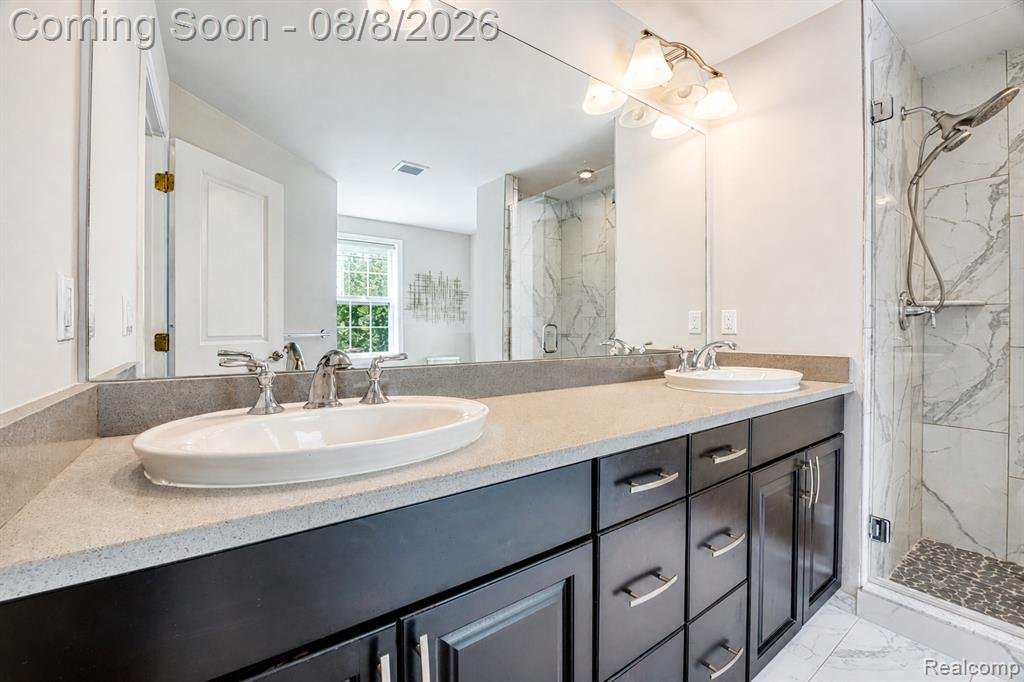Condo in Novi, Michigan, United States 5 - 18615689