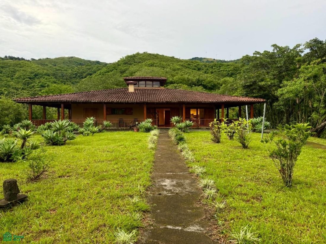 Maison en Guayabo District, San José, Costa Rica 1 - 17232200