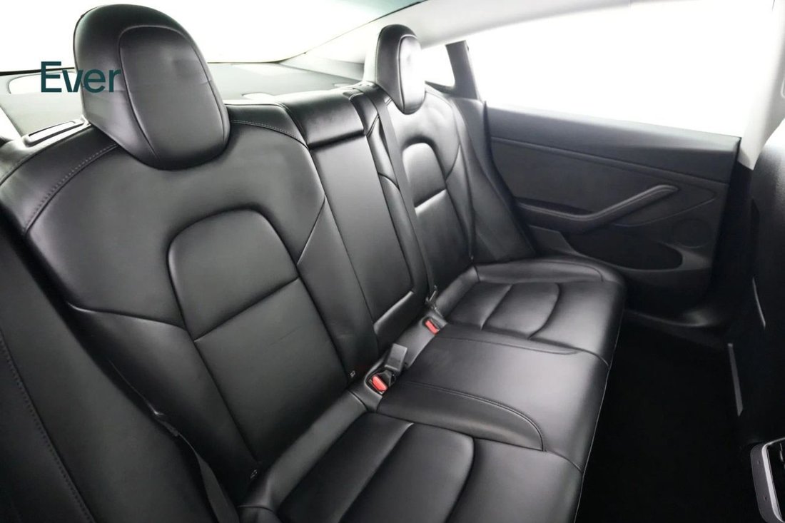 Sedan in San Francisco, CA, United States 5 - 18500796