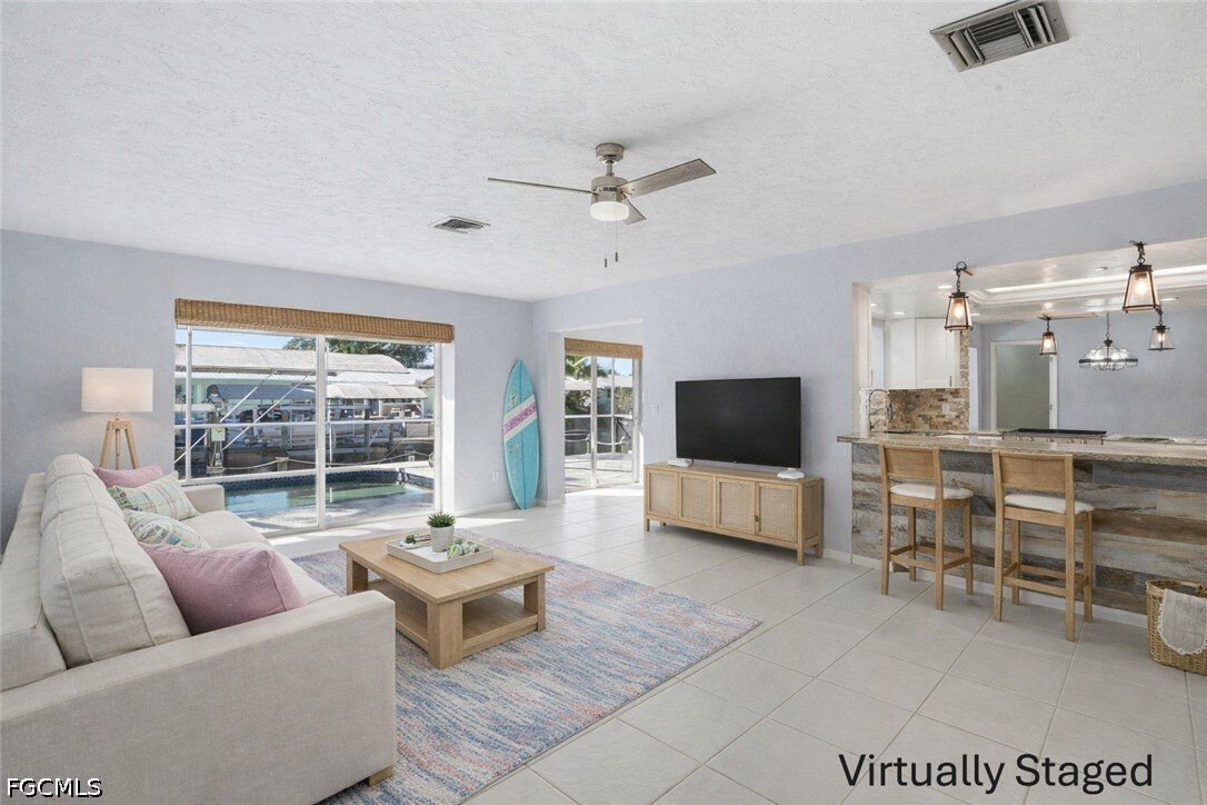 House in Fort Myers, Florida, United States 5 - 18615437