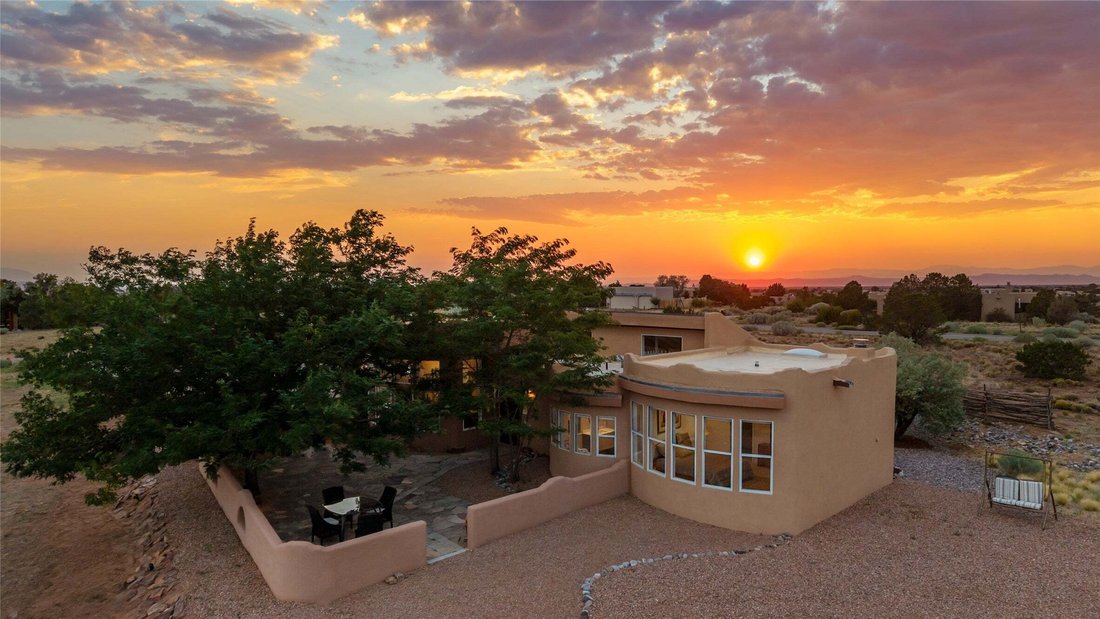 House in Santa Fe, New Mexico, United States 3 - 18596701