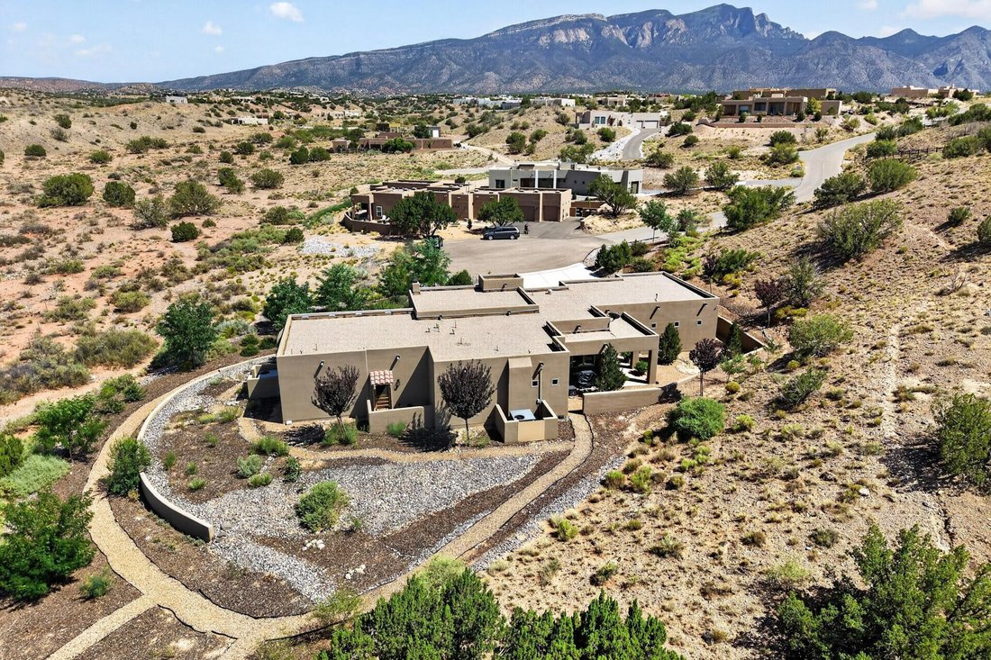 House in Placitas, New Mexico, United States 4 - 18615099