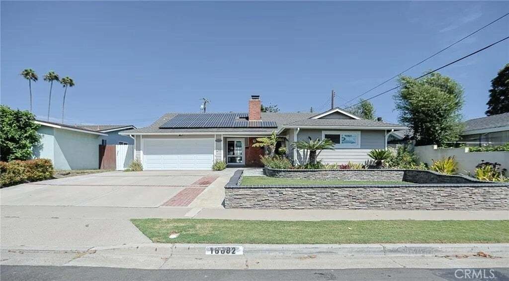 House in Huntington Beach, California, United States 1 - 18615475