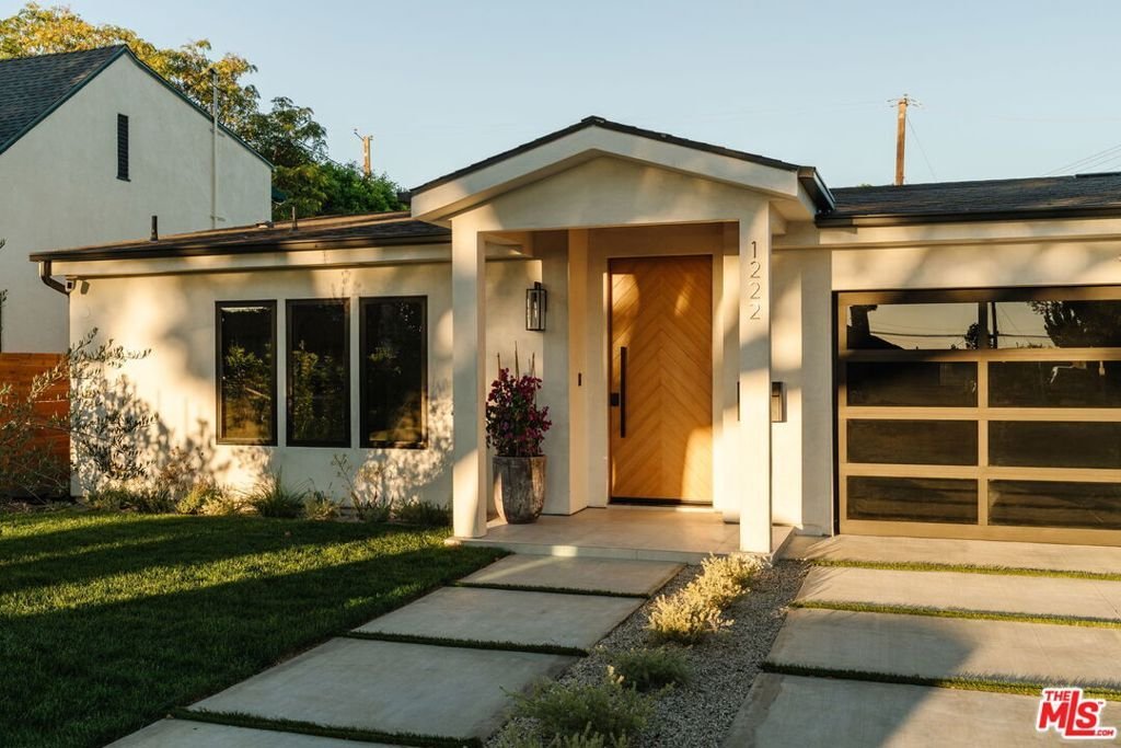 House in Burbank, California, United States 4 - 18611845