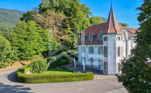 Casa a Chéserex, Vaud, Svizzera 1