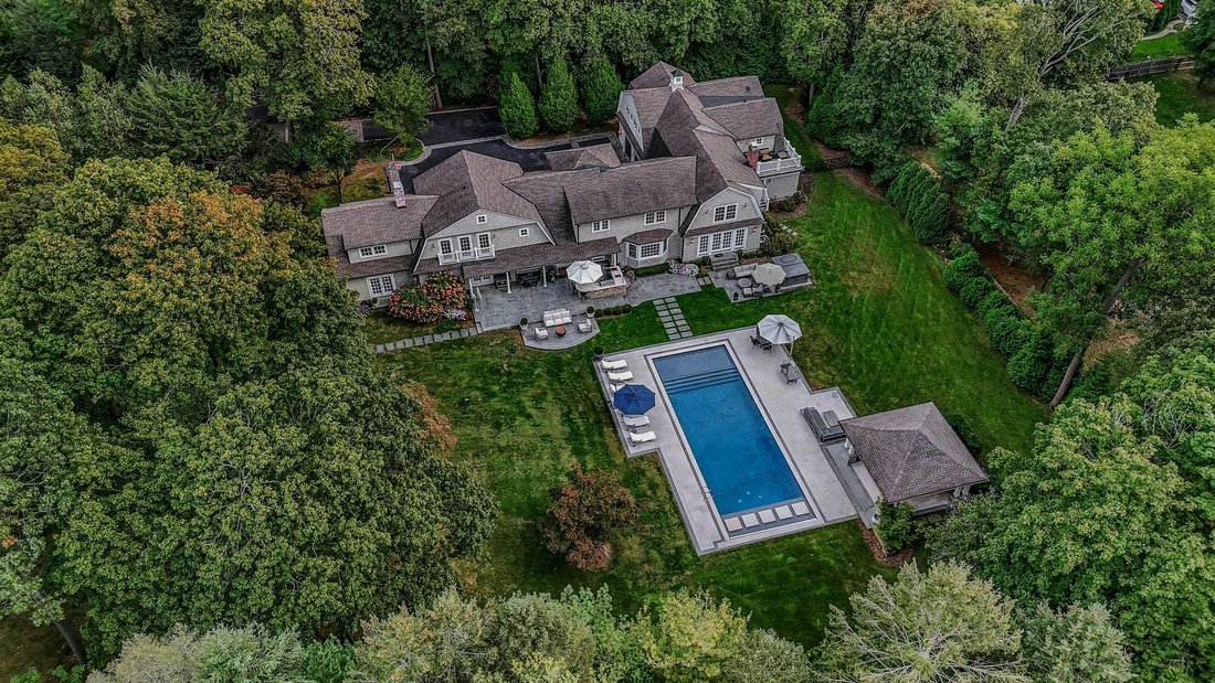 House in Muttontown, New York, United States 1 - 18611118