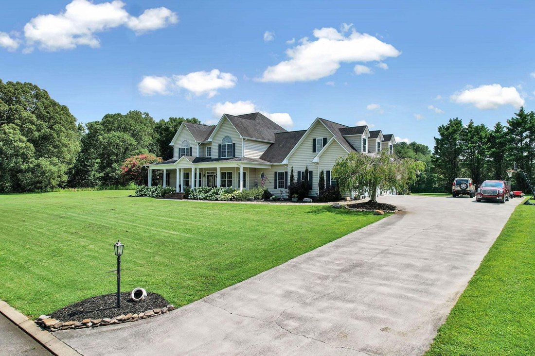 House in Benton, Tennessee, United States 4 - 18612489