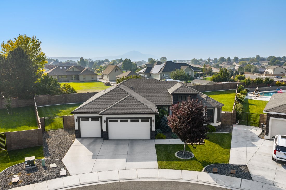 House in West Richland, Washington, United States 1 - 18610935