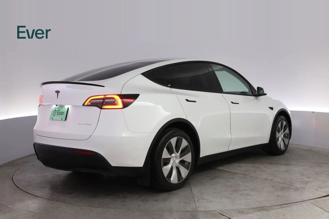Suv in San Francisco, CA, United States 3 - 18256380