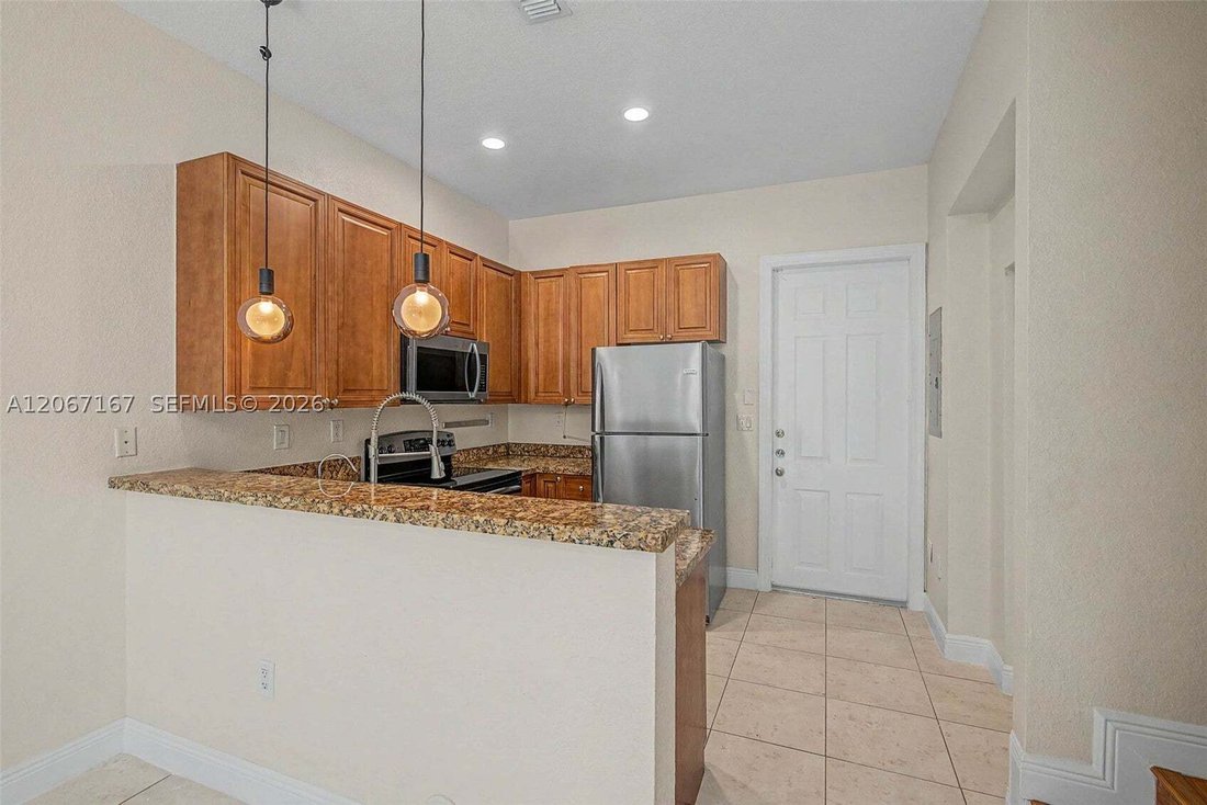 Condo in Miami, Florida, United States 5 - 18609277