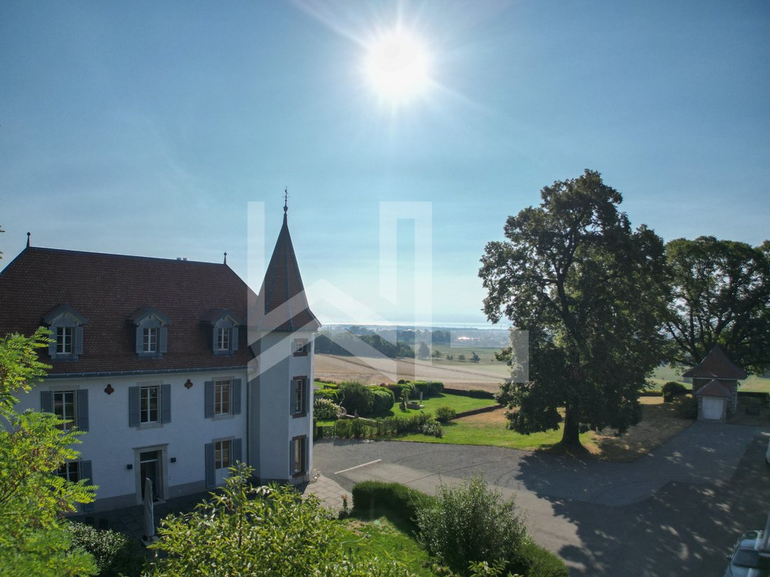 House in Chéserex, Vaud, Switzerland 2 - 18615139