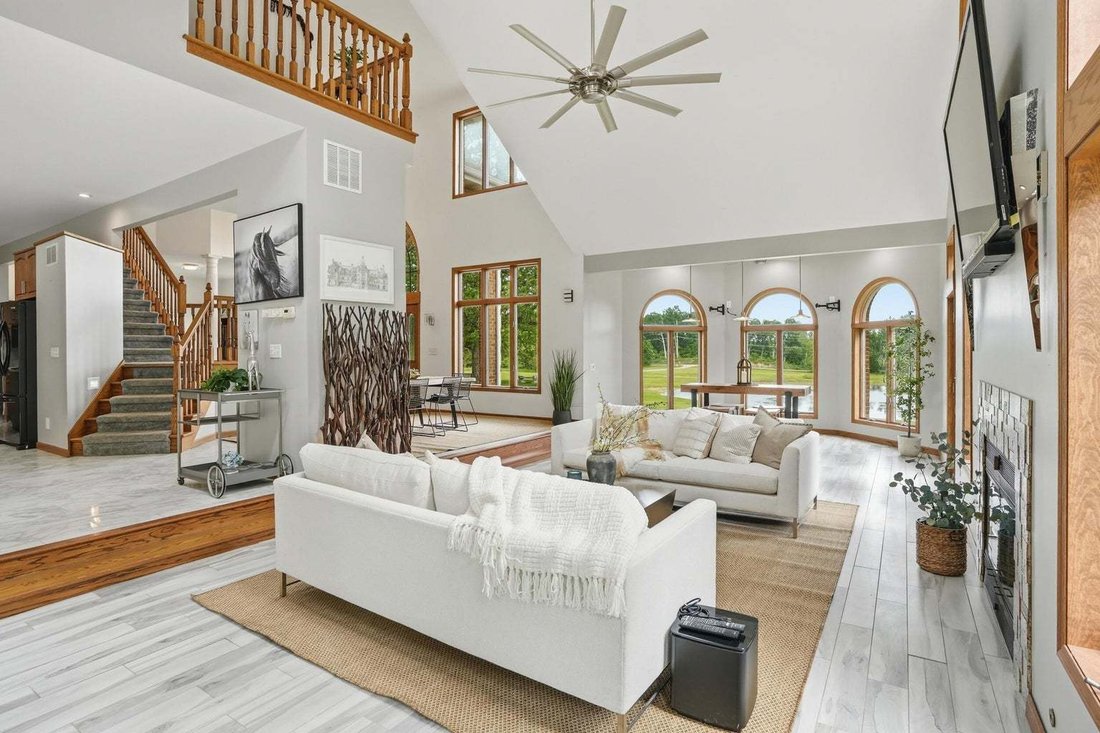 House in Crown Point, Indiana, United States 4 - 18612741
