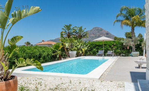 Villa in Xabia / Javea, Valencian Community, Spain 1