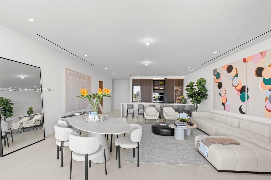 Condo in Miami, Florida, United States 4 - 18613335