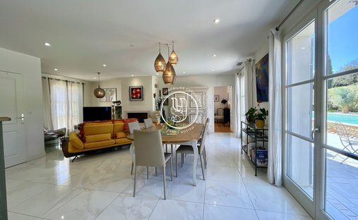 Villa en Uzès, Occitania, Francia 1