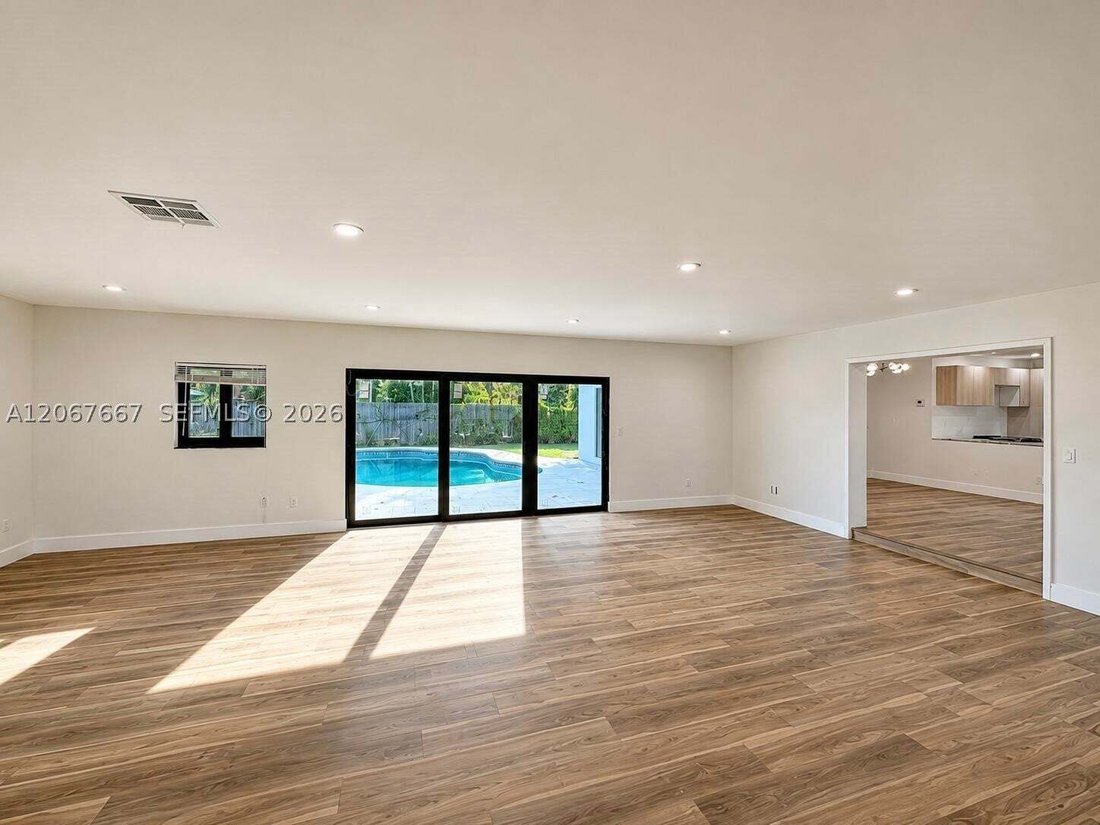House in Oakland Park, Florida, United States 3 - 18612518