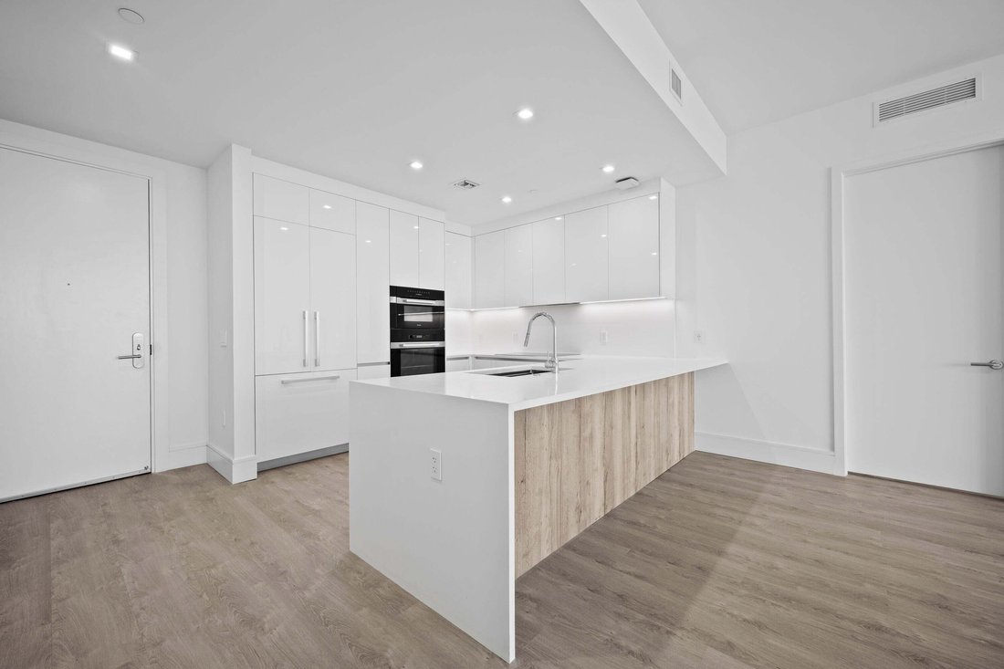 Condo in Lake Park, Florida, United States 4 - 18609347