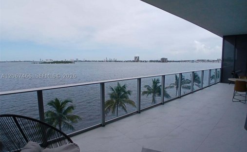Condo in Miami, Florida, United States 1