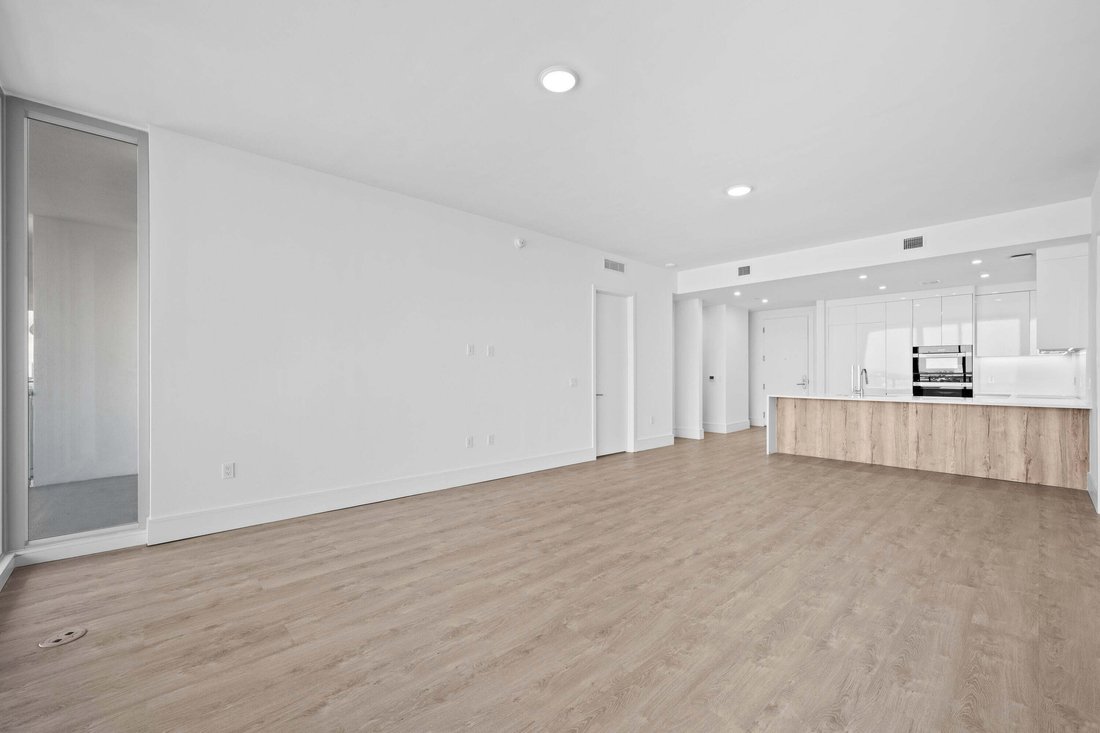 Condo in Lake Park, Florida, United States 5 - 18609347