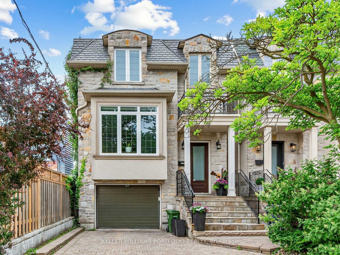 House in Toronto, Ontario, Canada 2 - 18609771