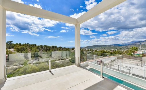 Villa in Finestrat, Valencian Community, Spain 1