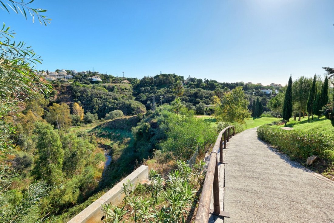 Townhouse in Elviria-Cabopino, Marbella, Spain 2 - 18609263